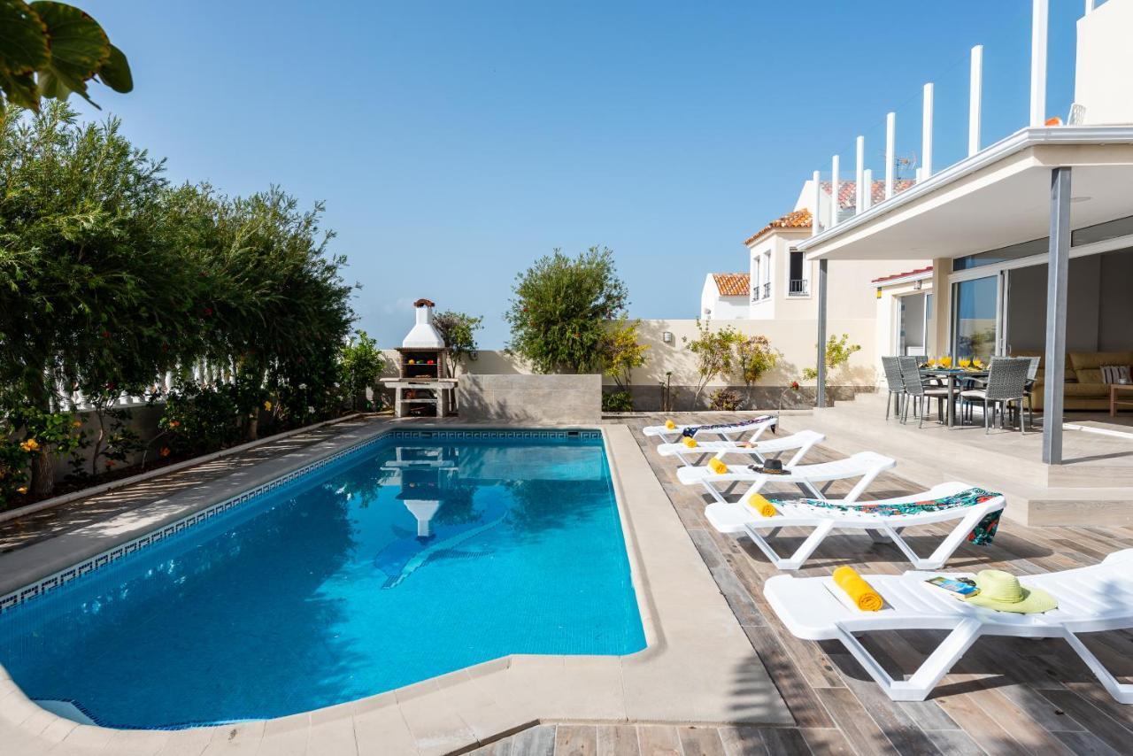 Amazing Villa Medina, Bbq Costa Adeje  Bagian luar foto