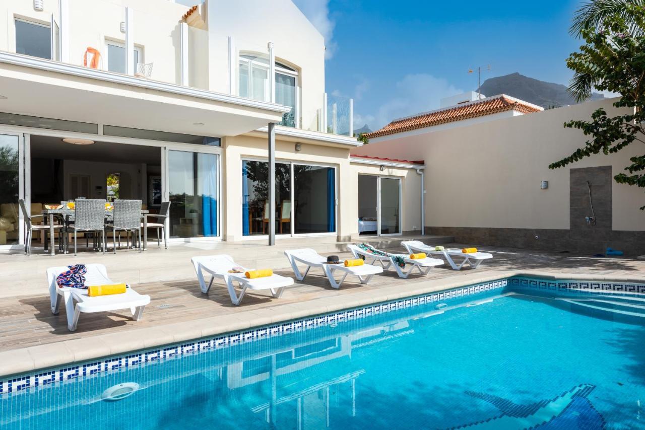 Amazing Villa Medina, Bbq Costa Adeje  Bagian luar foto